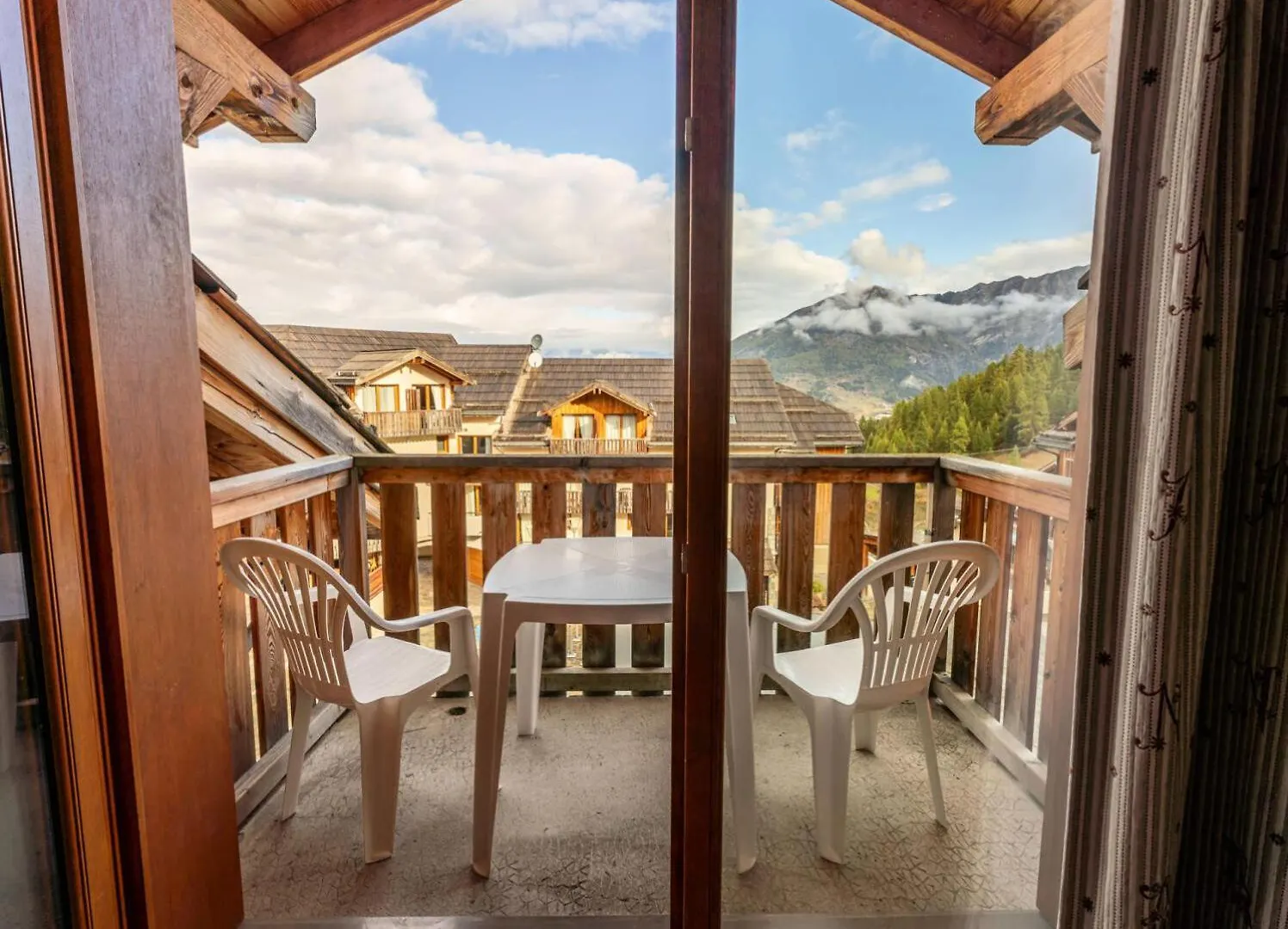 Residence Les Hauts De Preclaux - Studio Avec Jolie Vue Sur La Place Des Orres 1800 Mae-8011 Les Orres 0*,